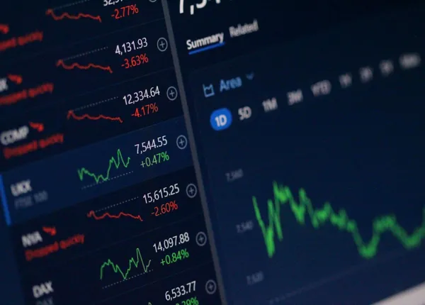 Stock market price charts (Anne Nygård/Unsplash)