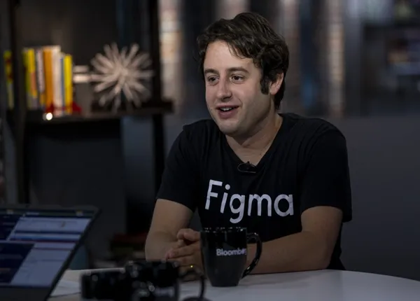 Ділан Філд, співзасновник і головний виконавчий директор Figma Inc., виступає під час телевізійного інтерв'ю Bloomberg Technology в Сан-Франциско, Каліфорнія, США, в четвер, 24 червня 2021 року. Компанія з розробки програмного забезпечення Figma залучила нове фінансування на суму 10 мільярдів доларів, що в п'ять разів перевищує її вартість з минулого року. Фотограф: Девід Пол Морріс/Bloomberg через Getty Images